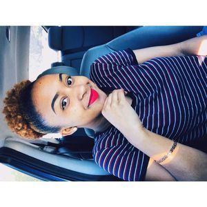 Meet your Posher, Tierra